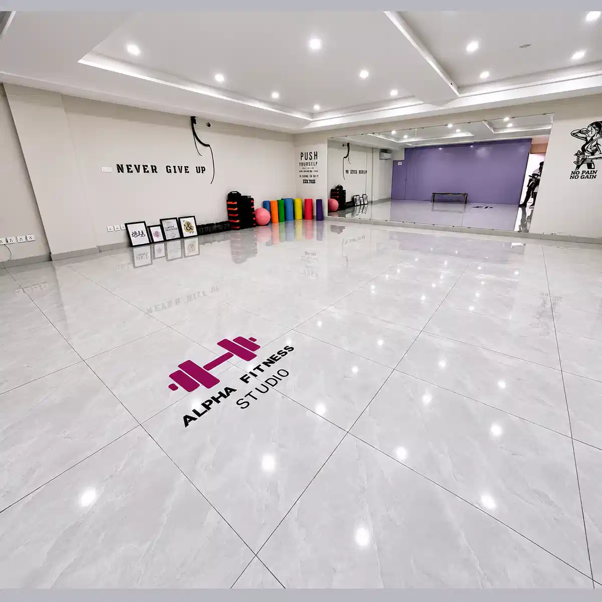 Alpha studio space for guided ladies fitness classes