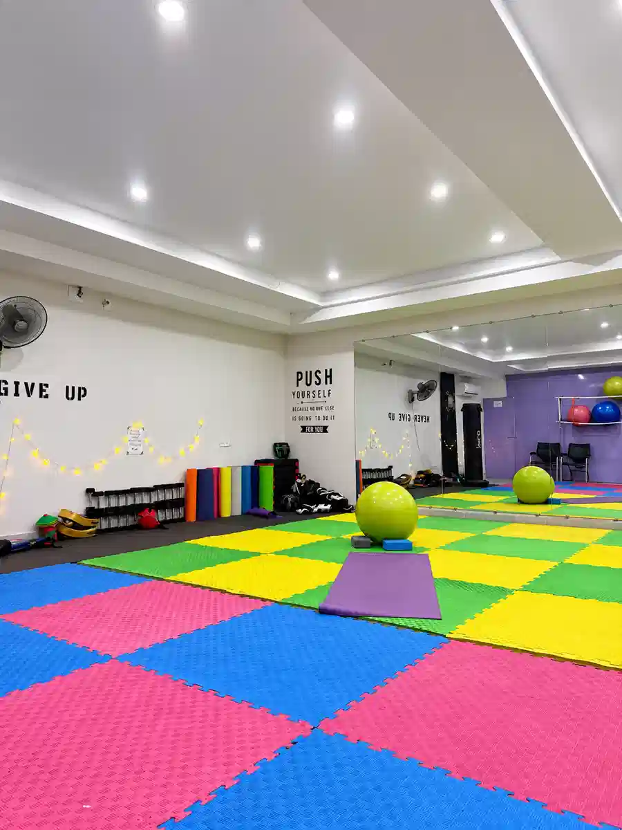 Training equipment and activity mats at Alpha